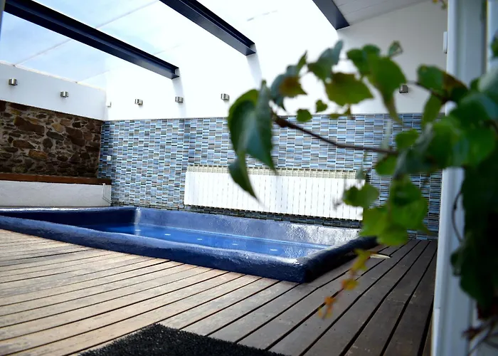 Villa El Bornizo Con Psicina Jacuzzi Climatizado Barbacoa Y Jardin En Salamanca *